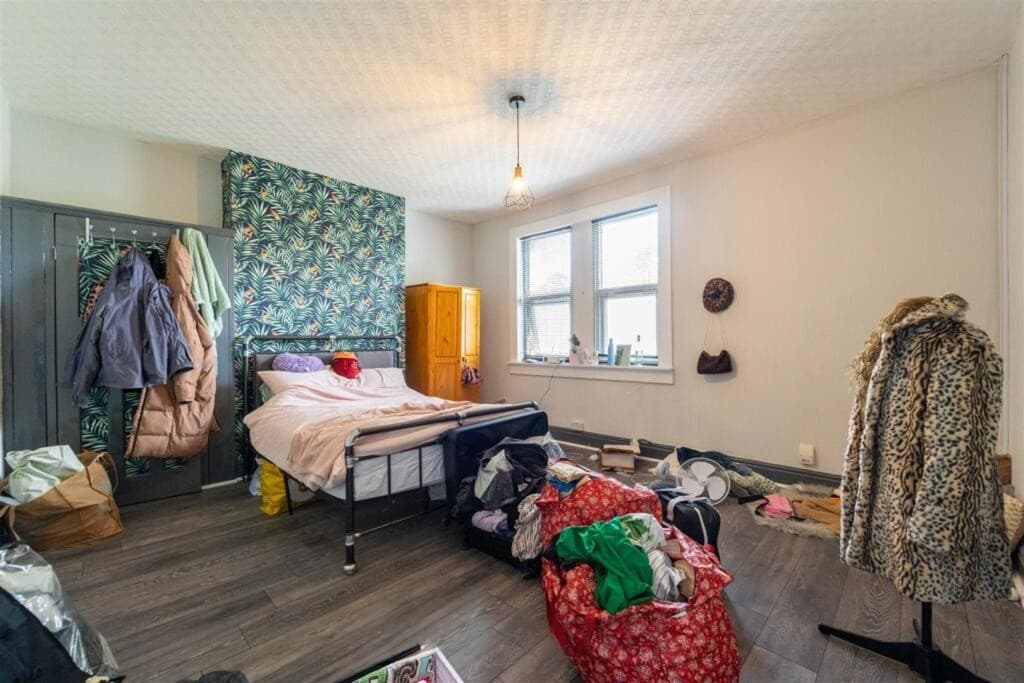 Bedroom — before